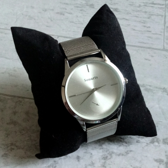 Accessories - NEW WOMEN'S SILVER STAINLESS STEEL MESH WATCH